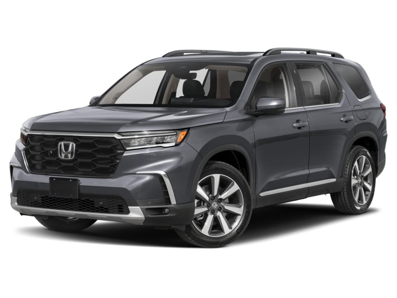 2025 Honda Pilot Touring — photo 1 of 17