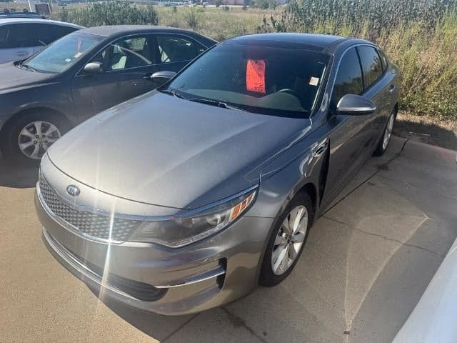 2018 Kia Optima EX — photo 1 of 5