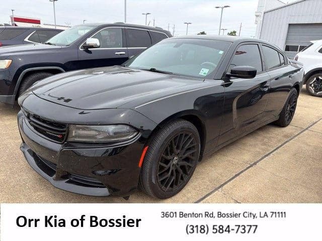2018 Dodge Charger SXT — photo 1 of 36