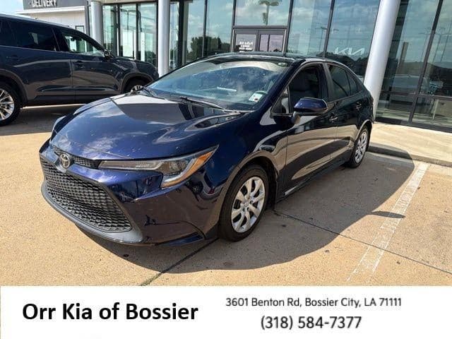 2022 Toyota Corolla LE — photo 1 of 39