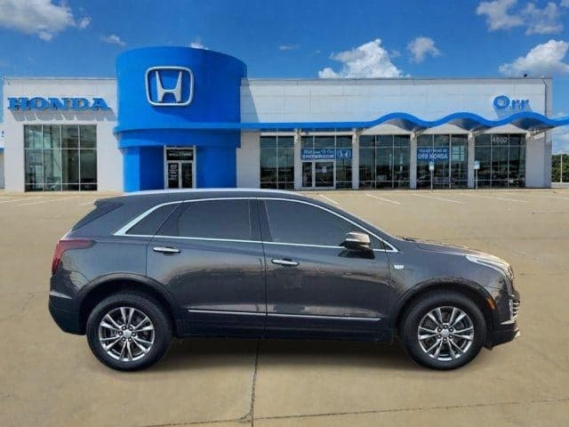 2023 Cadillac XT5 Base — photo 1 of 45