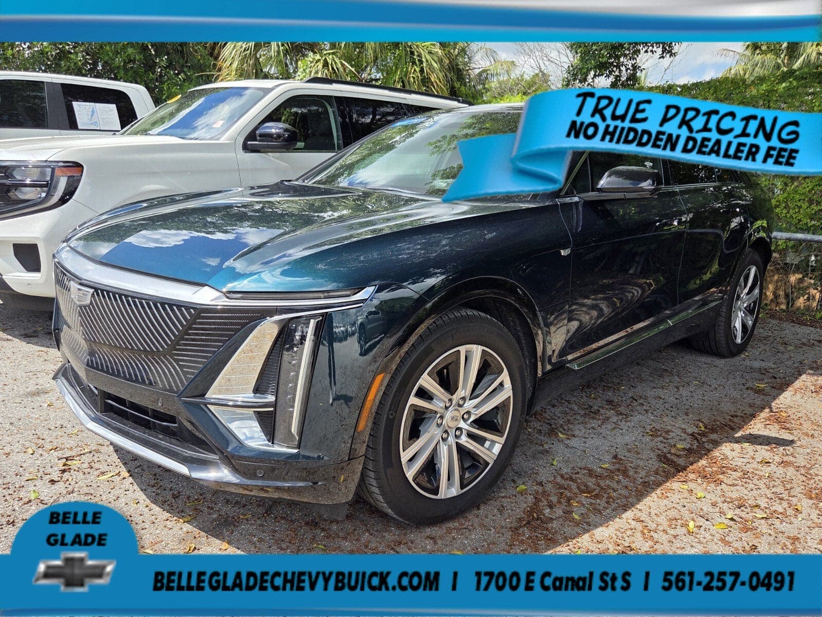2024 Cadillac LYRIQ Tech — photo 1 of 5