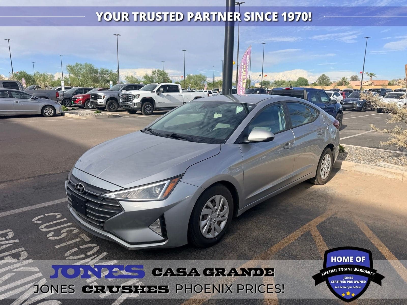 2020 Hyundai Elantra SE — photo 1 of 4
