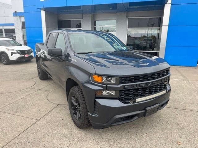 2019 Chevrolet Silverado 1500 Custom — photo 1 of 25