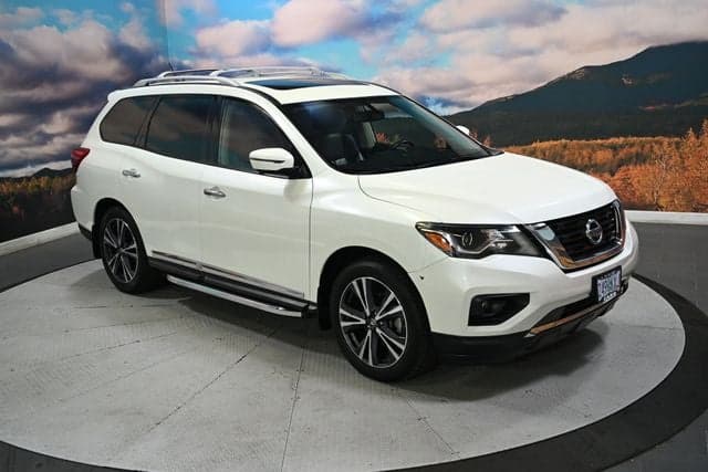 2018 Nissan Pathfinder Platinum — photo 1 of 79