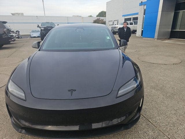 2024 Tesla Model 3 Performance — photo 1 of 5