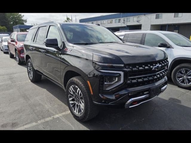 2025 Chevrolet Tahoe Z71 — photo 1 of 28