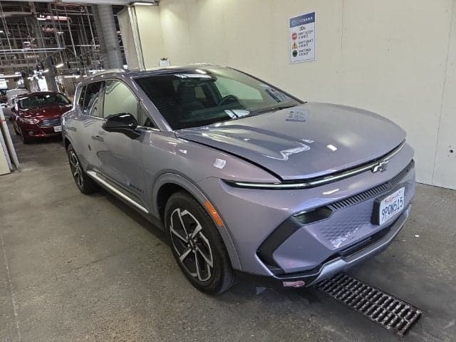 2024 Chevrolet Equinox EV LT — photo 1 of 30