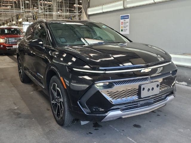 2024 Chevrolet Equinox EV LT — photo 1 of 32