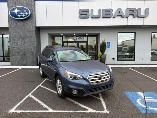 2017 Subaru Outback Premium — photo 1 of 10