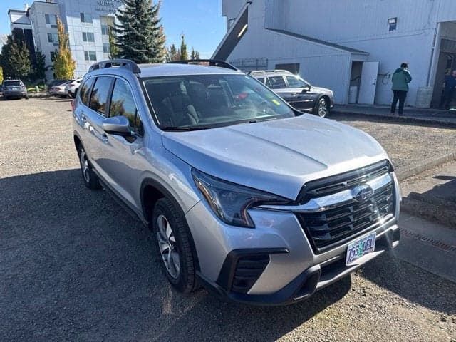 2024 Subaru Ascent Premium — photo 1 of 5