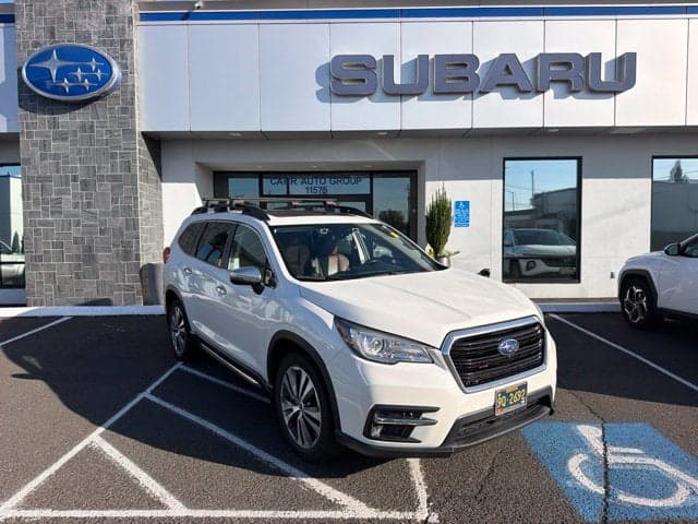2019 Subaru Ascent Touring — photo 1 of 10