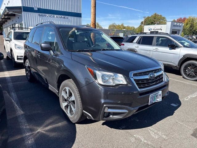 2018 Subaru Forester Base — photo 1 of 11
