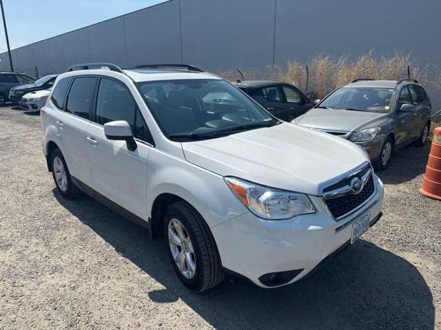 2016 Subaru Forester 2.5i Limited — photo 1 of 24