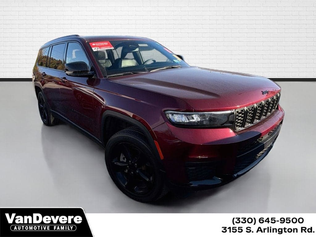 2023 Jeep Grand Cherokee L Altitude — photo 1 of 5