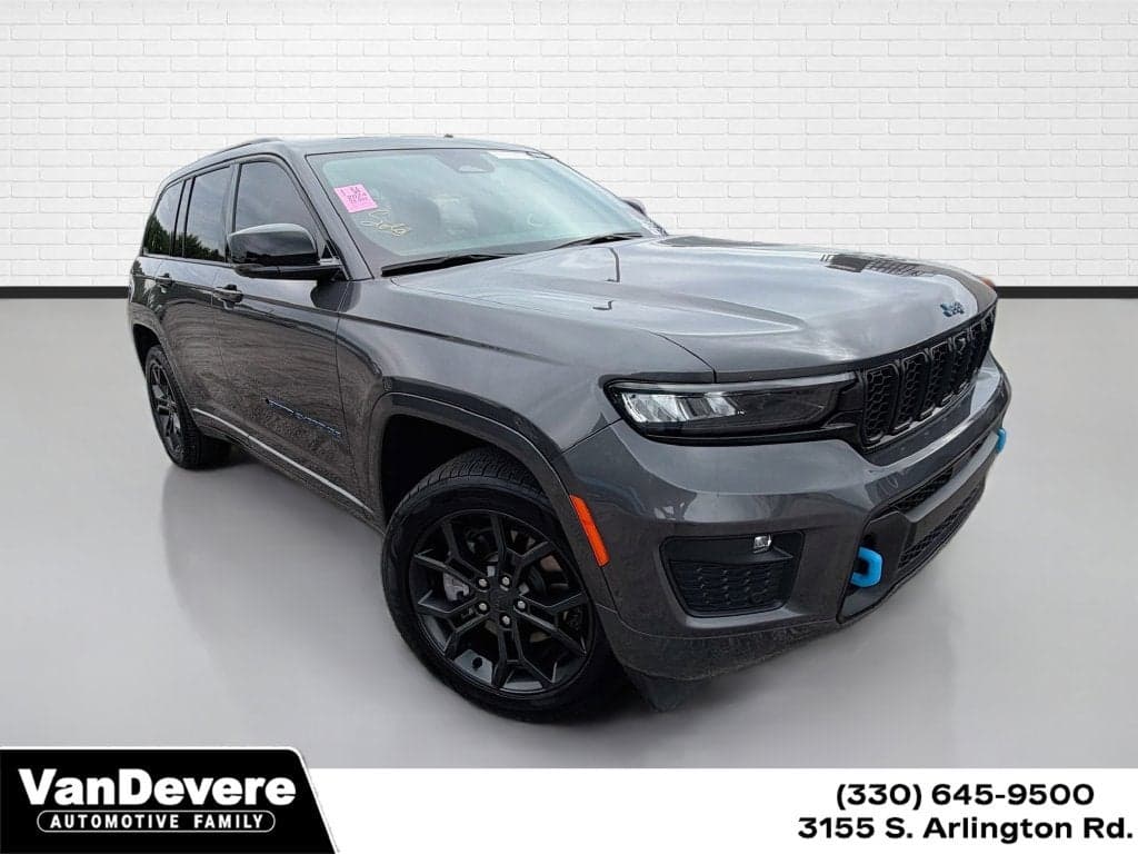 2024 Jeep Grand Cherokee Base — photo 1 of 5