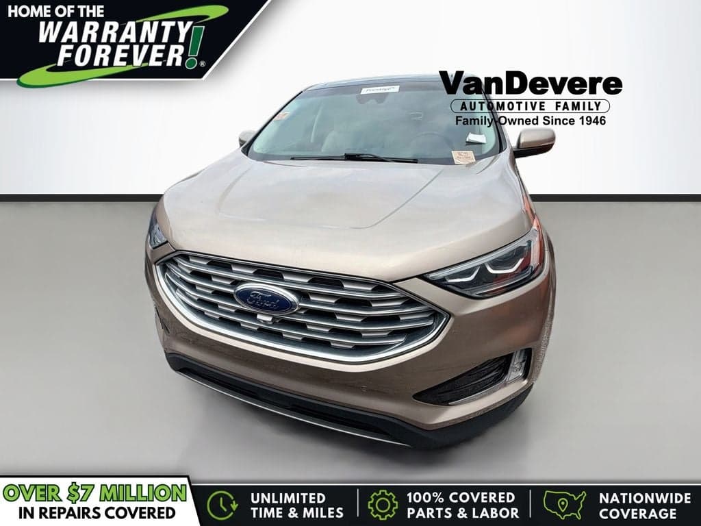 2020 Ford Edge Titanium — photo 1 of 22