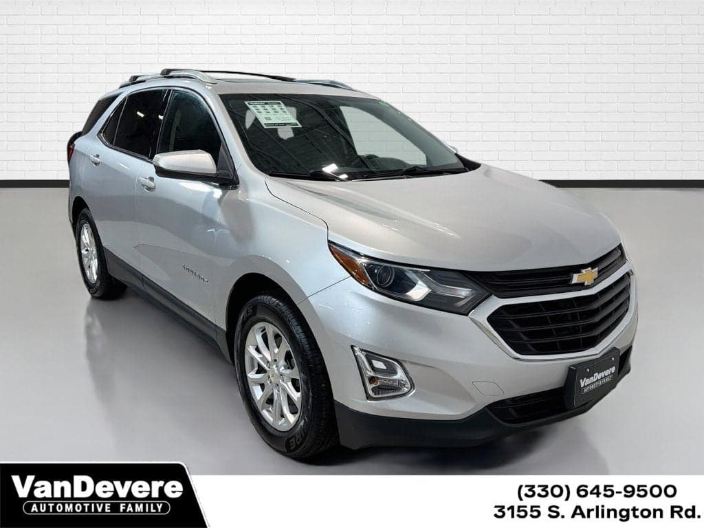 2018 Chevrolet Equinox LT — photo 1 of 36