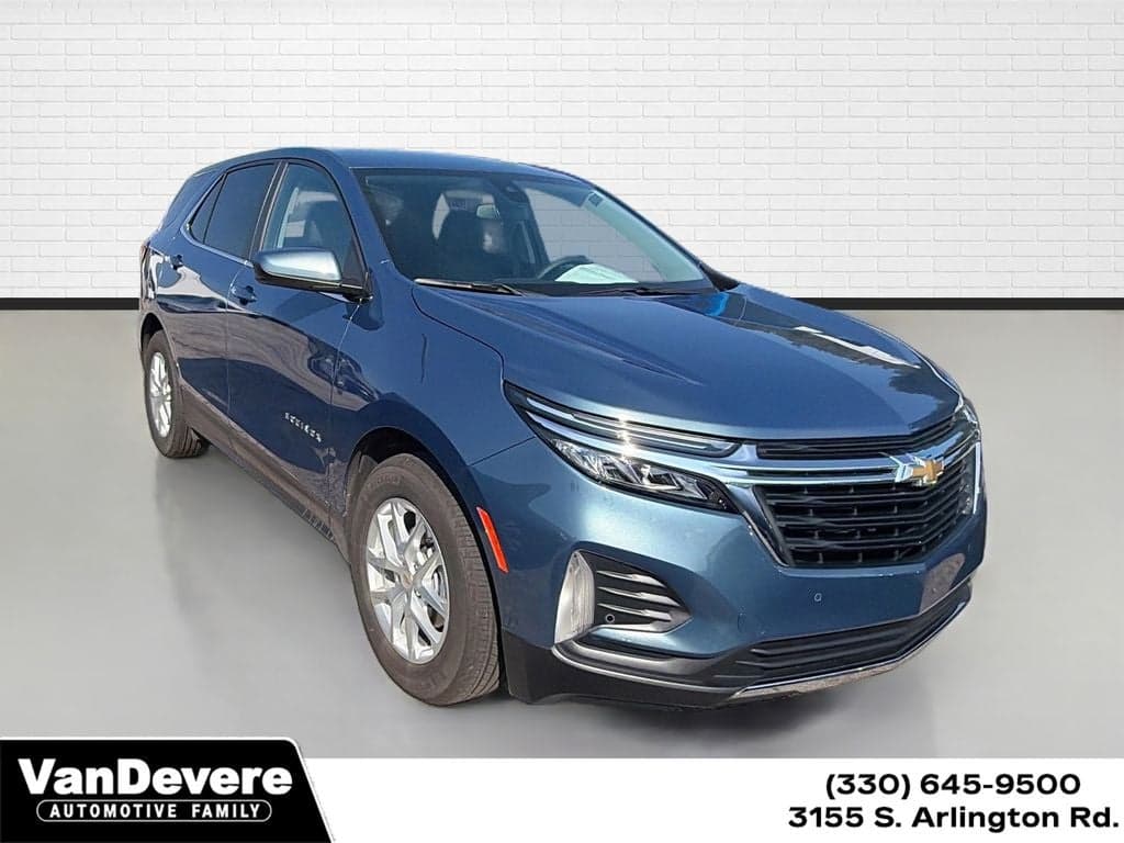 2024 Chevrolet Equinox LT — photo 1 of 5