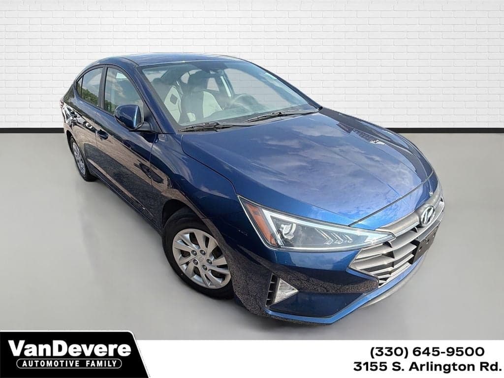 2020 Hyundai Elantra SE — photo 1 of 22