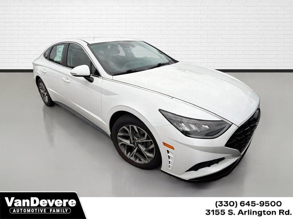 2023 Hyundai Sonata SEL — photo 1 of 5