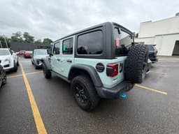 Extra Photo