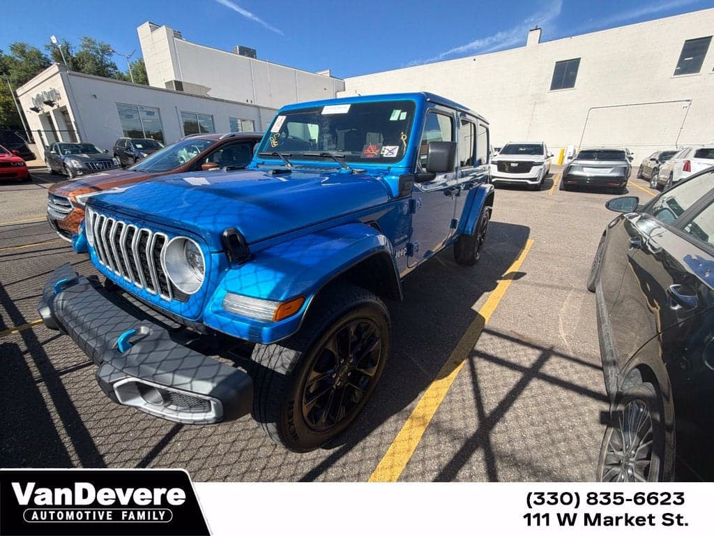 2024 Jeep Wrangler Base — photo 1 of 14