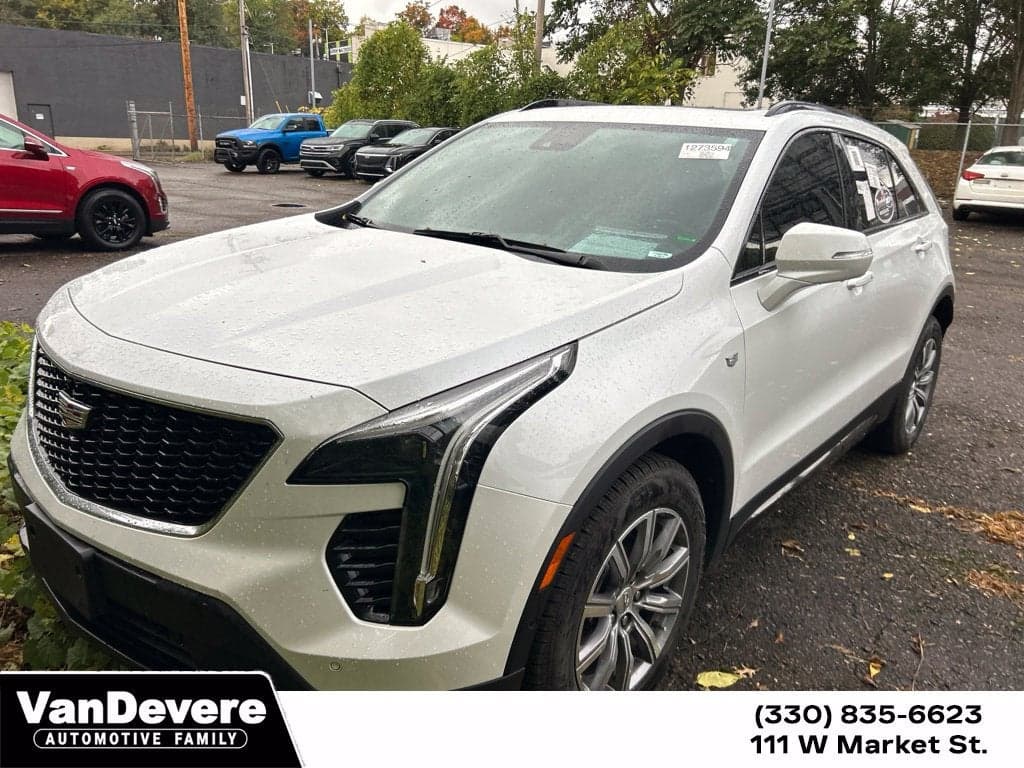 2023 Cadillac XT4 AWD Sport — photo 1 of 5