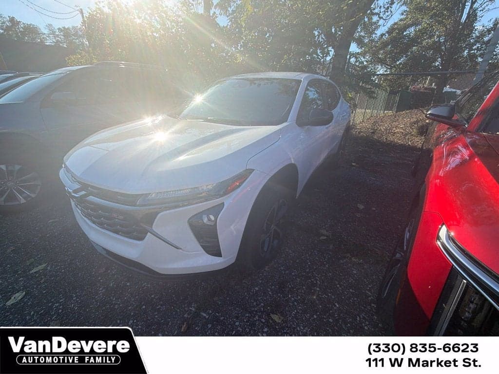 2024 Chevrolet Trax 1RS — photo 1 of 5