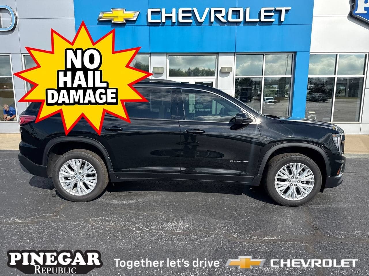 2026 GMC Acadia Elevation — photo 1 of 52