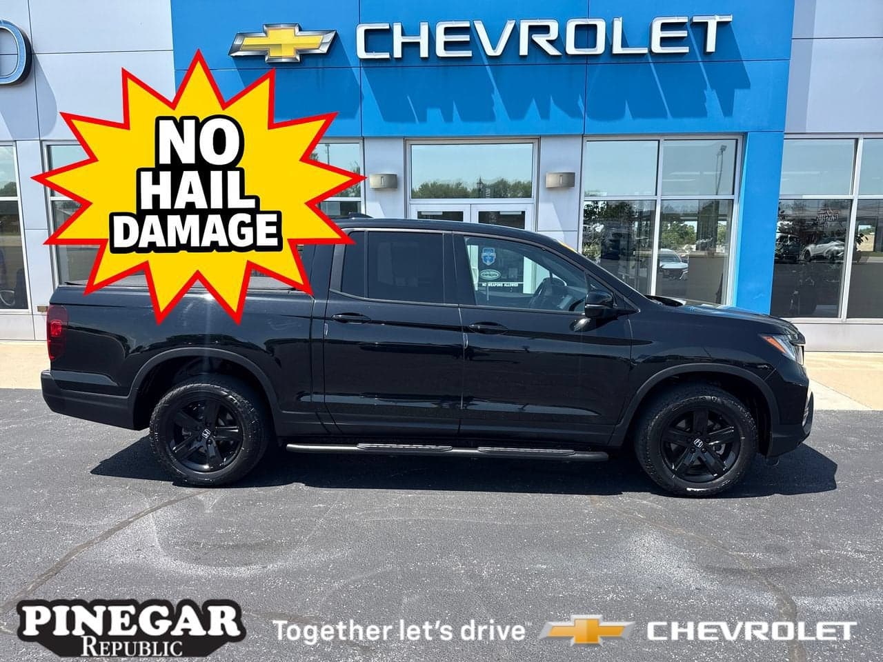 2023 Honda Ridgeline Black Edition — photo 1 of 44