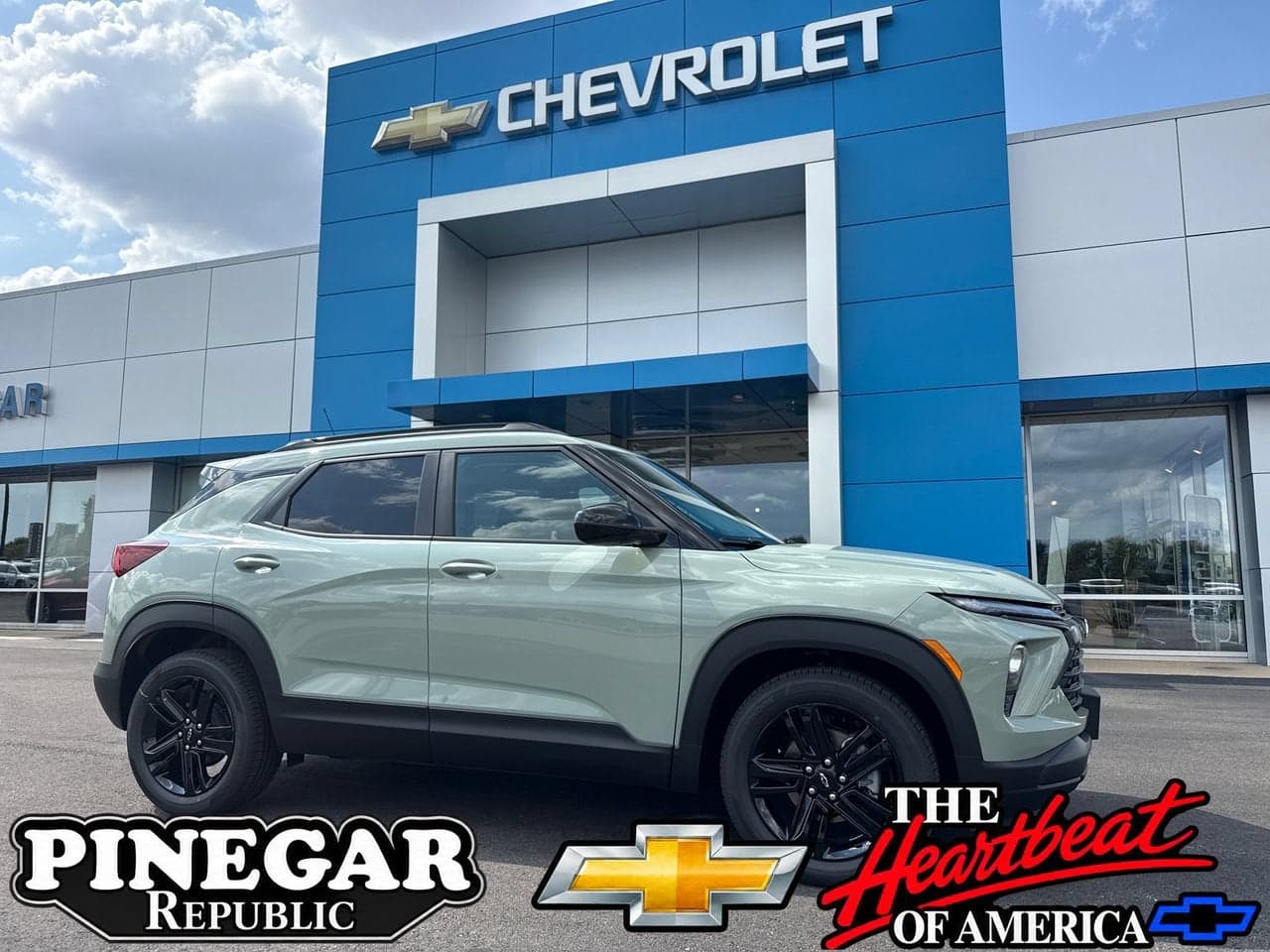 2026 Chevrolet Trailblazer LT — photo 1 of 35