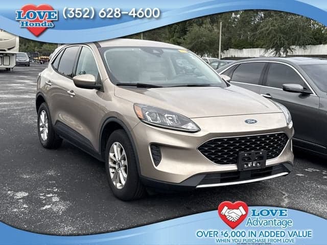 2020 Ford Escape SE — photo 1 of 2