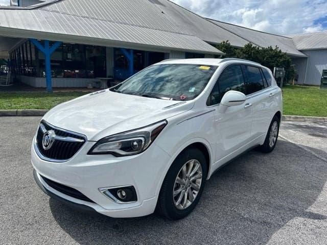 2020 Buick Envision Essence — photo 1 of 31