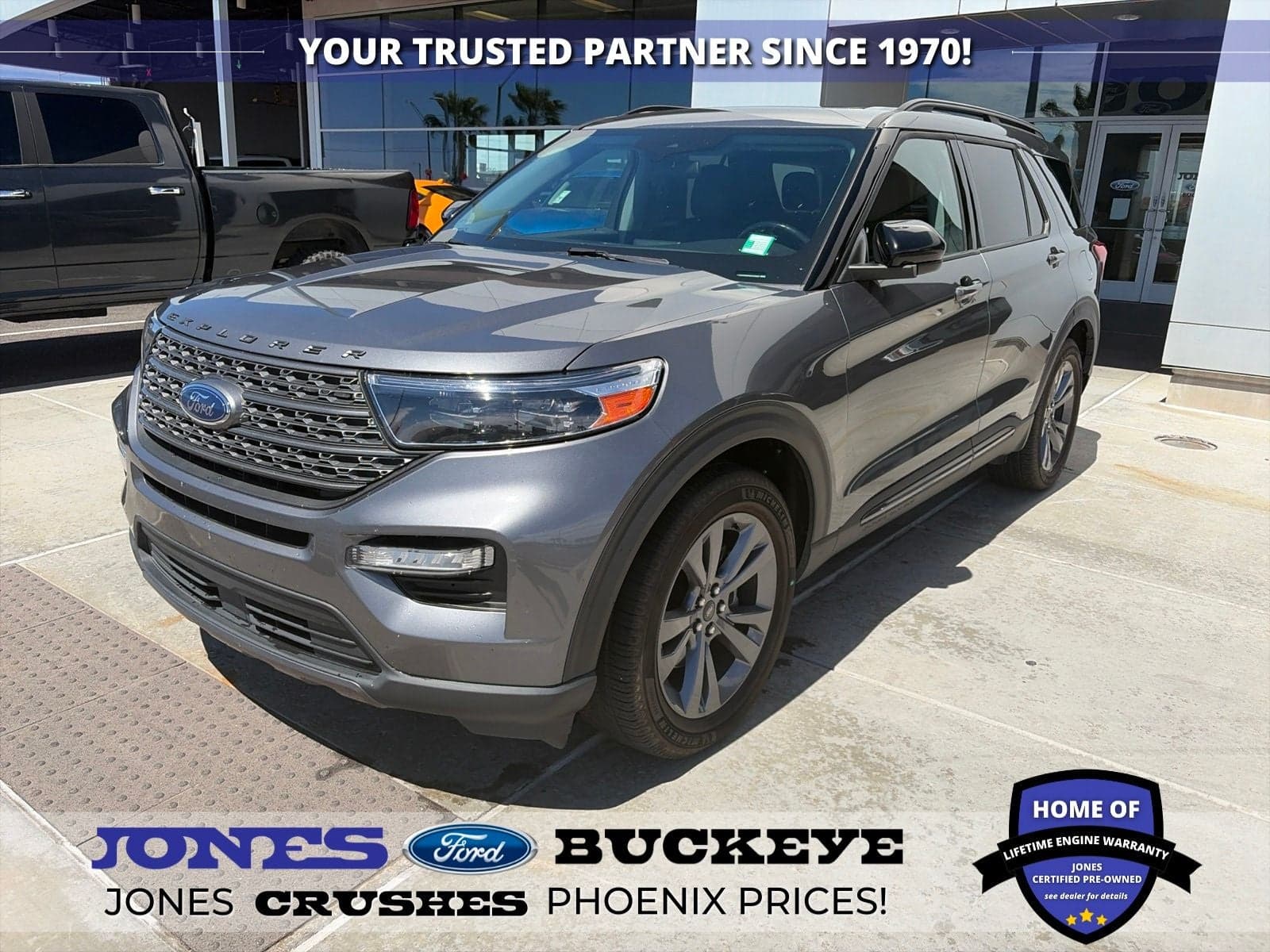 2022 Ford Explorer XLT — photo 1 of 24