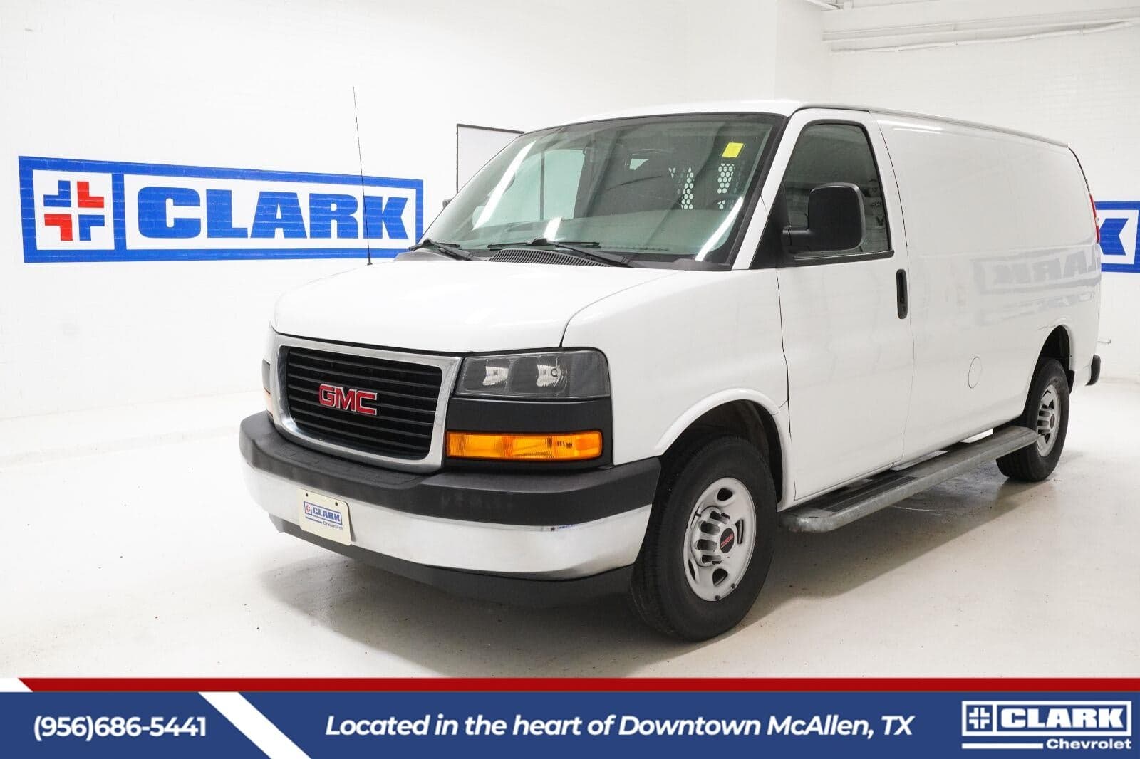 2018 GMC Savana Cargo 2500 VAN 2500 R — photo 1 of 40