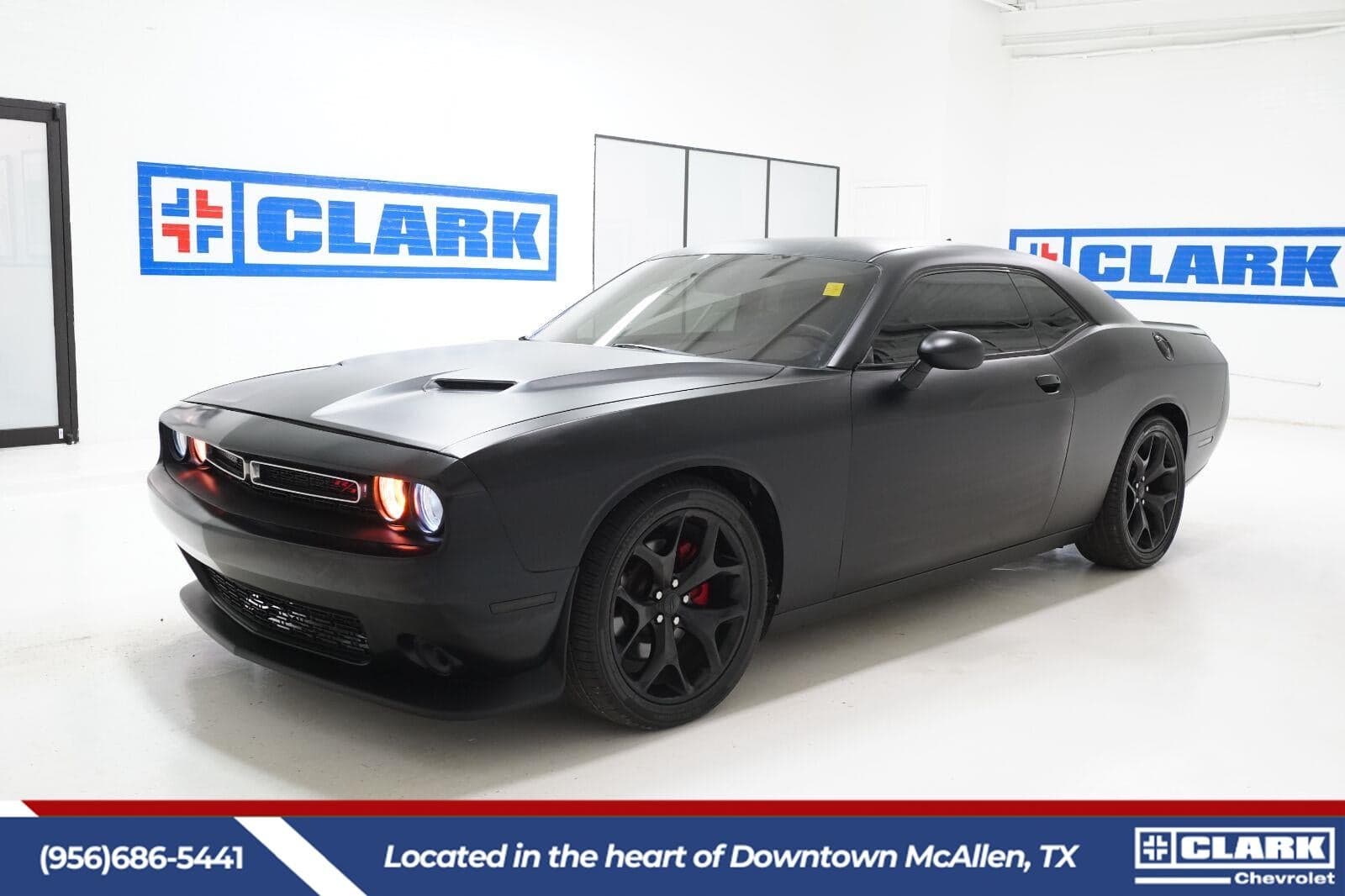 2017 Dodge Challenger R/T Plus — photo 1 of 5
