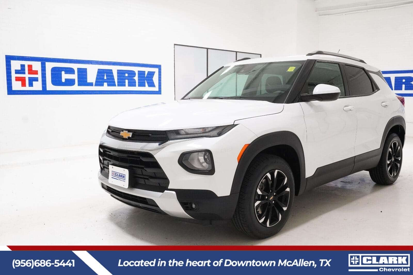 2022 Chevrolet Trailblazer LT — photo 1 of 50