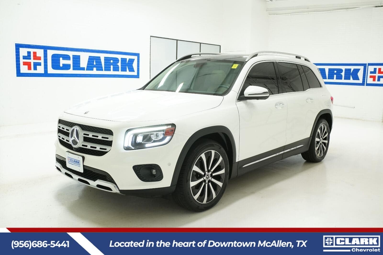 2022 Mercedes-Benz GLB GLB 250 — photo 1 of 5