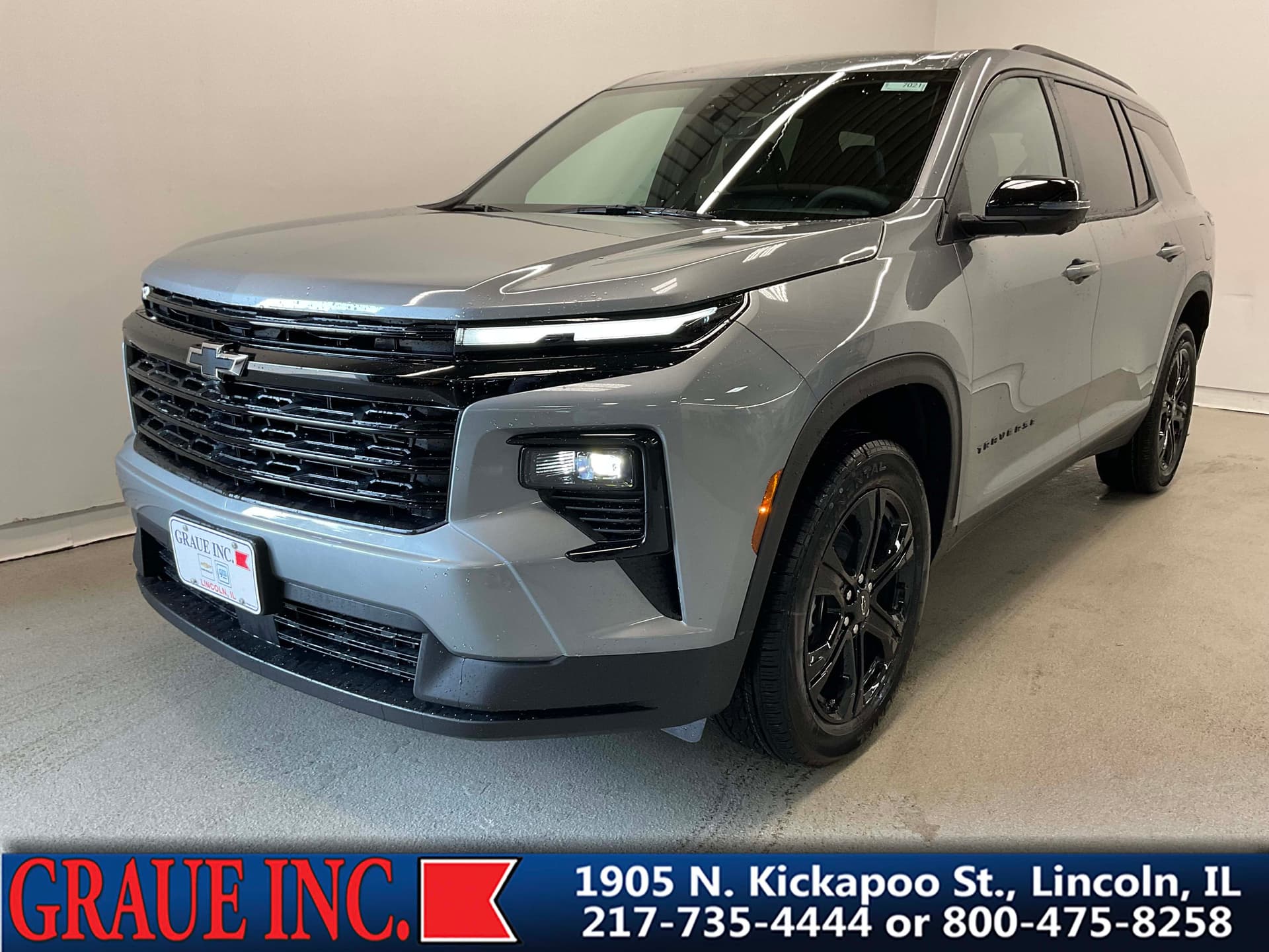 2027 Chevrolet Traverse FWD LT — photo 1 of 5