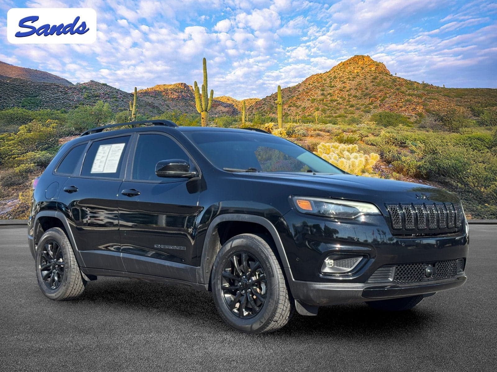 2023 Jeep Cherokee Altitude Lux — photo 1 of 11