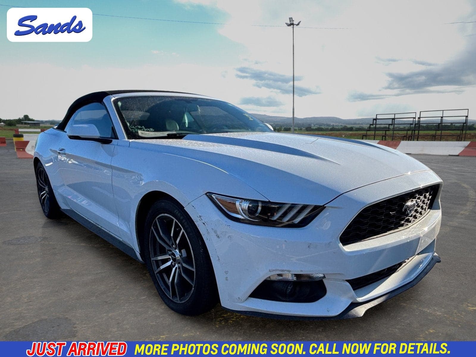 2017 Ford Mustang EcoBoost Premium — photo 1 of 11