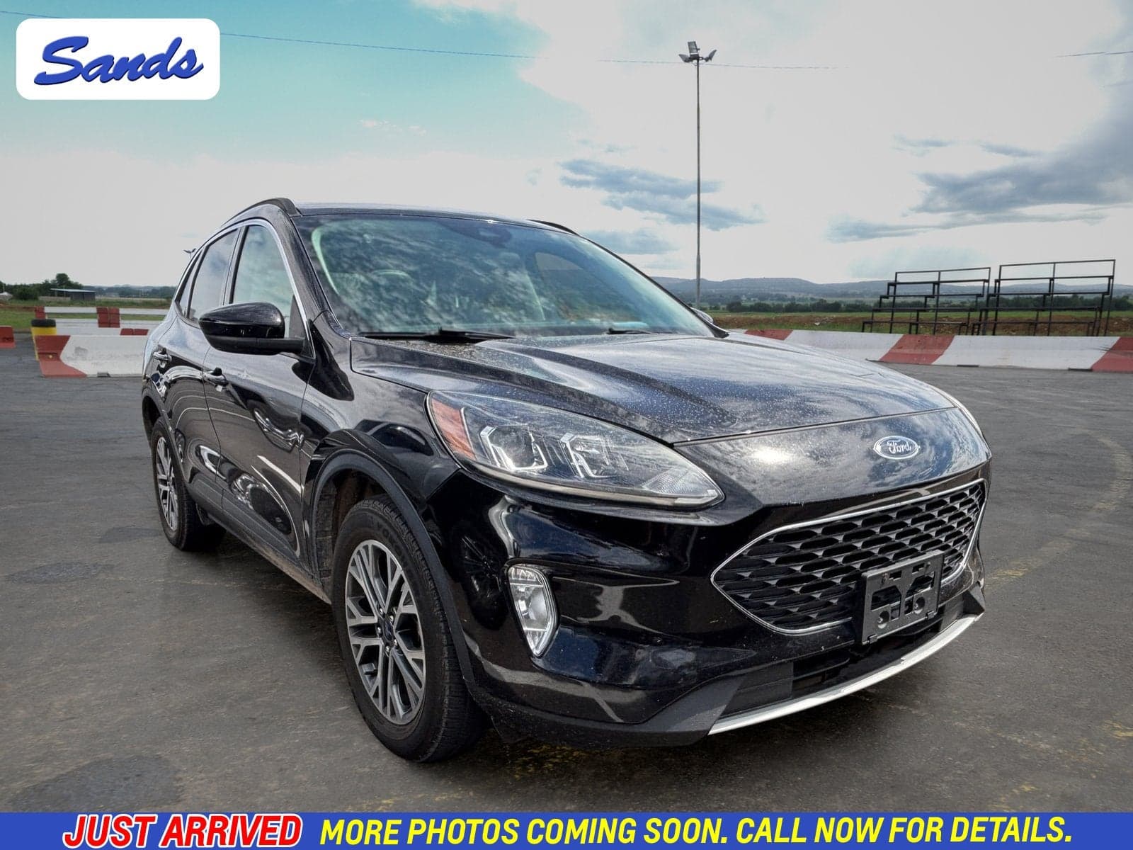2021 Ford Escape SEL — photo 1 of 11