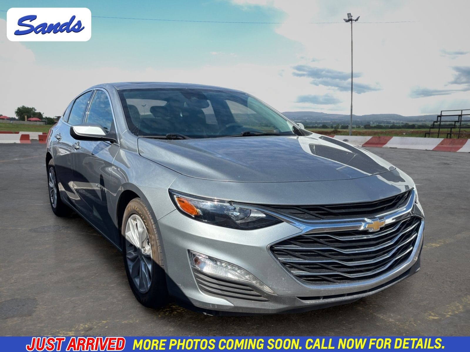 2024 Chevrolet Malibu 1LT — photo 1 of 26