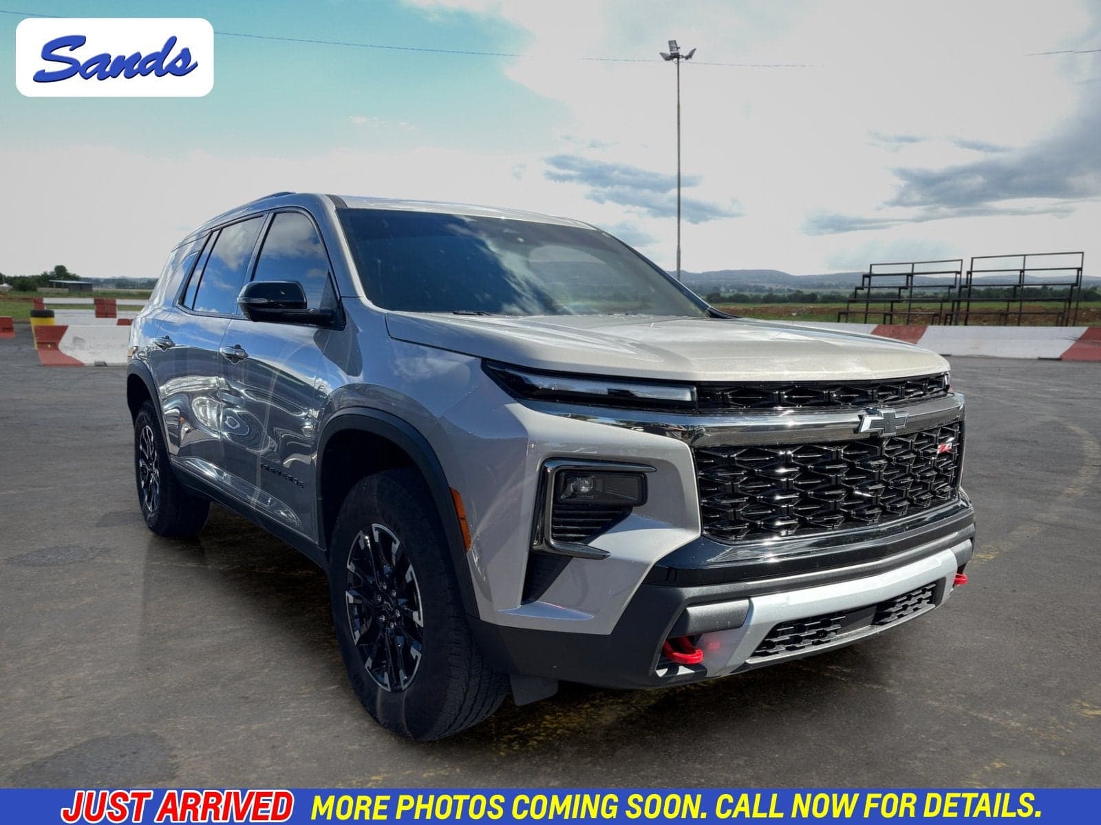 2026 Chevrolet Traverse AWD Z71 — photo 1 of 5