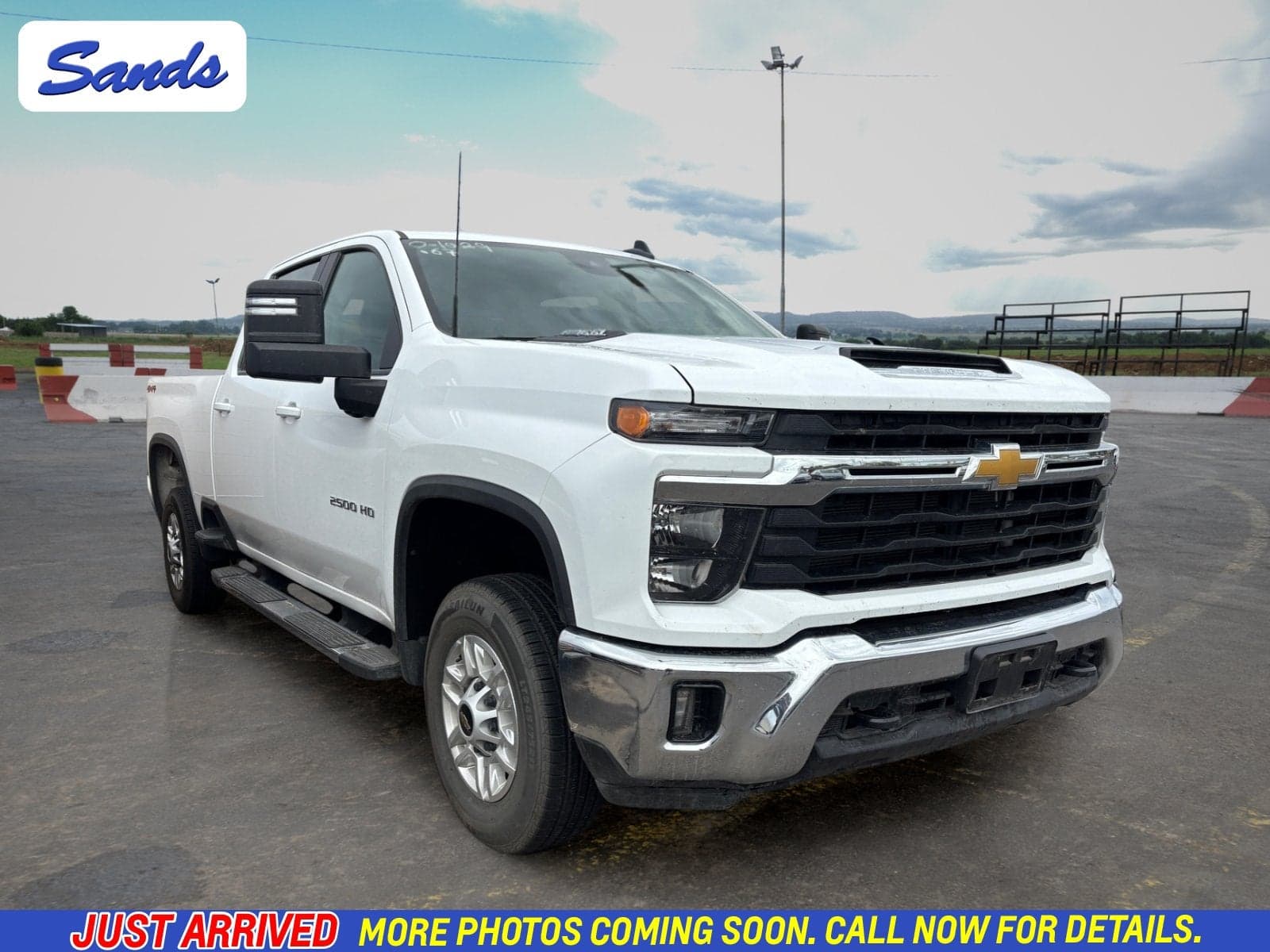 2025 Chevrolet Silverado 2500HD LT — photo 1 of 26