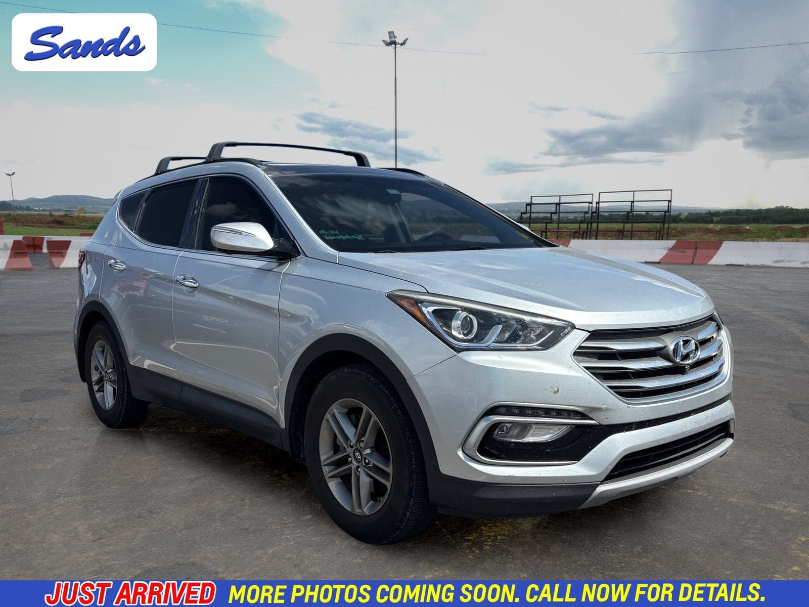 2018 Hyundai Santa Fe Sport 2.4L — photo 1 of 11