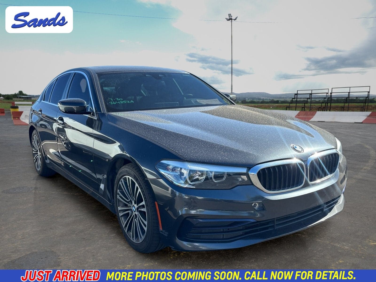 2019 BMW 5 Series 530i — photo 1 of 11