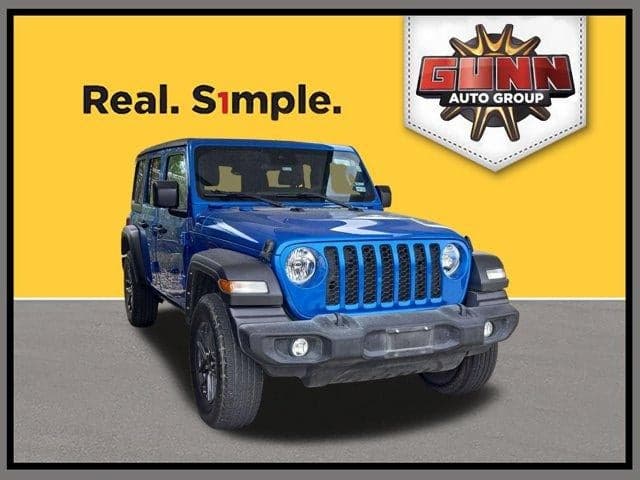 2024 Jeep Wrangler Base — photo 1 of 8