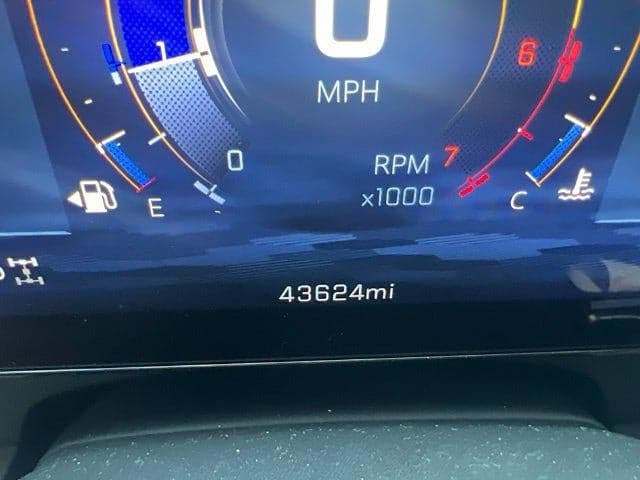 2025 Chevrolet Traverse AWD LT — photo 1 of 5